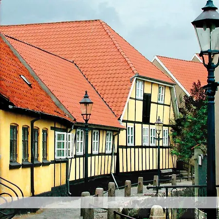 8 Person Holiday On A In Apartment Bogense